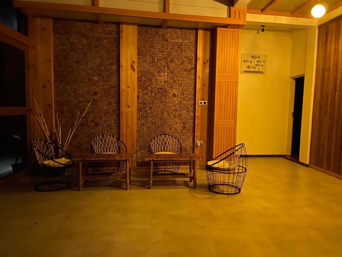 Finolhu Beach Guest House Фелиду Екстериор снимка