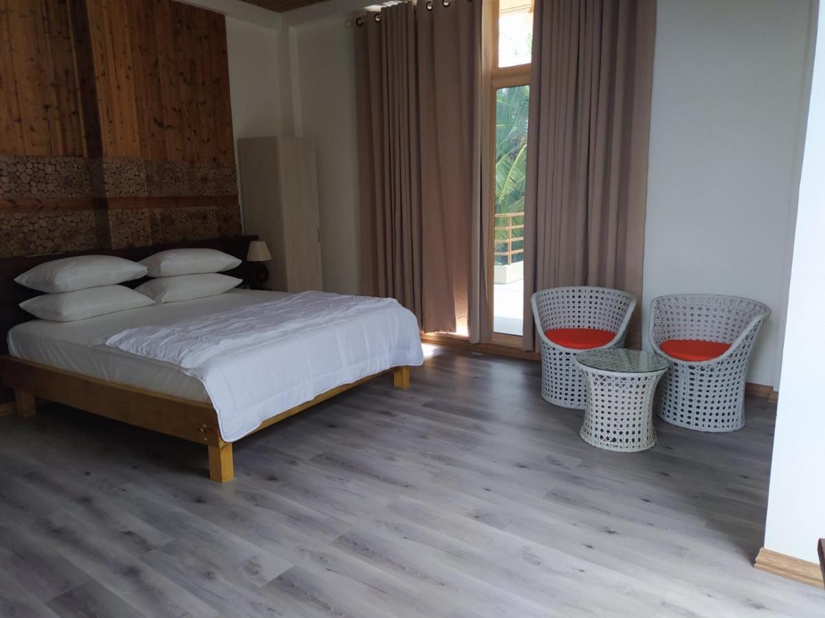 Finolhu Beach Guest House Фелиду Екстериор снимка