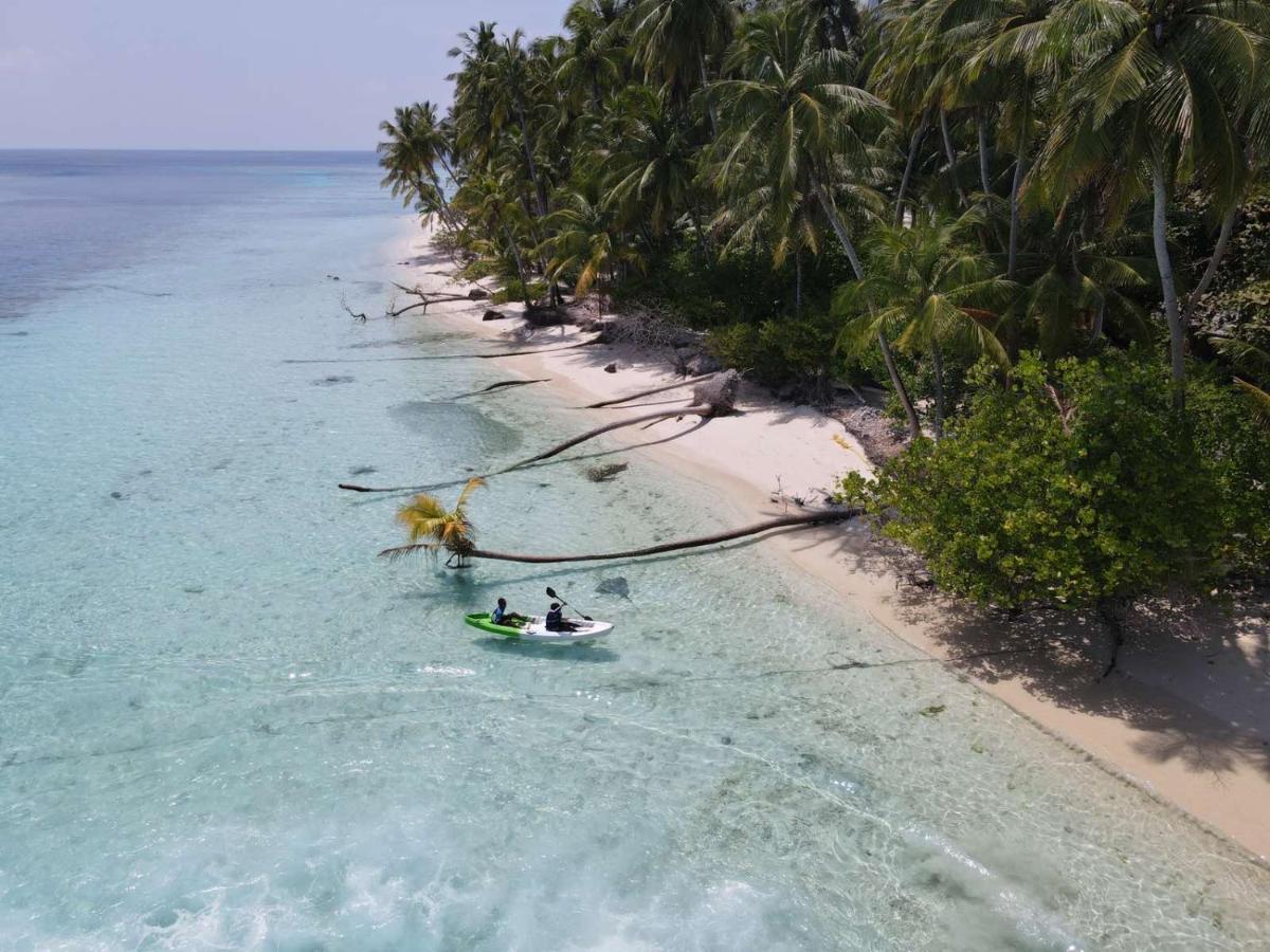 Finolhu Beach Guest House Фелиду Екстериор снимка