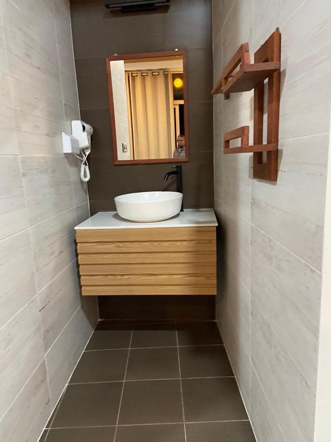 Finolhu Beach Guest House Фелиду Екстериор снимка