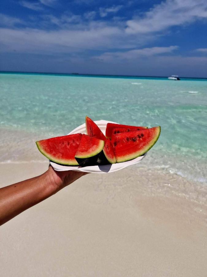 Finolhu Beach Guest House Фелиду Екстериор снимка