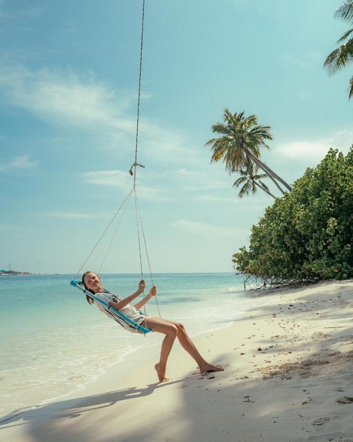Finolhu Beach Guest House Фелиду Екстериор снимка
