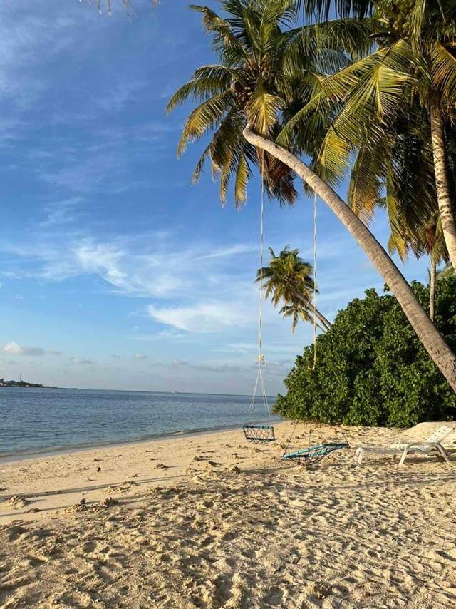Finolhu Beach Guest House Фелиду Екстериор снимка