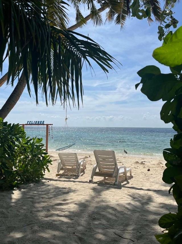Finolhu Beach Guest House Фелиду Екстериор снимка